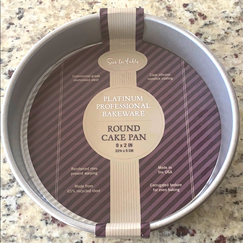 Sur la Table platinum pro round cake pan 9 x 2 in